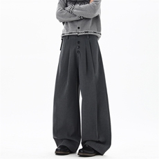 灰色