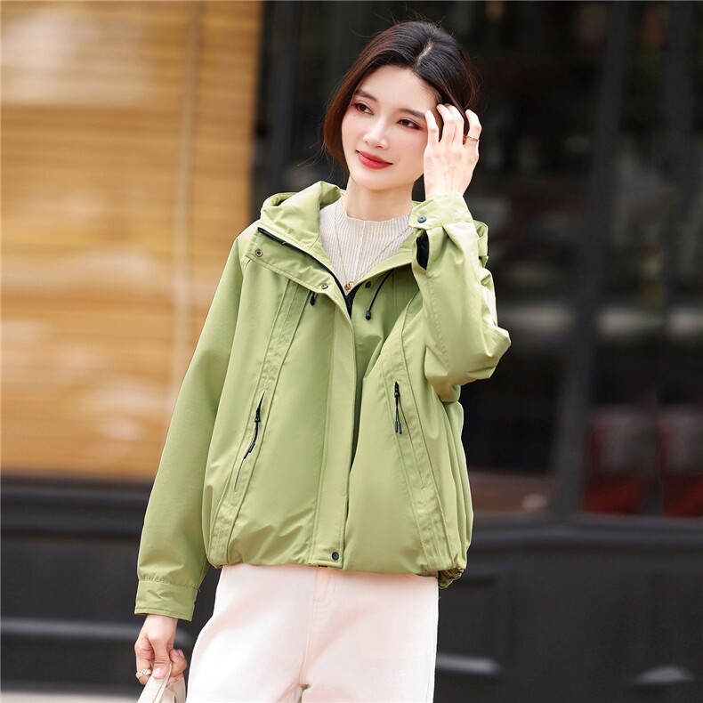 高级感羽绒服女短款秋冬2025新款流行小个子时尚减龄连帽外套,女装羽绒服,丽影随形