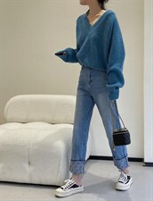 翻边字母直筒牛仔裤，女装牛仔裤，朵朵鱼