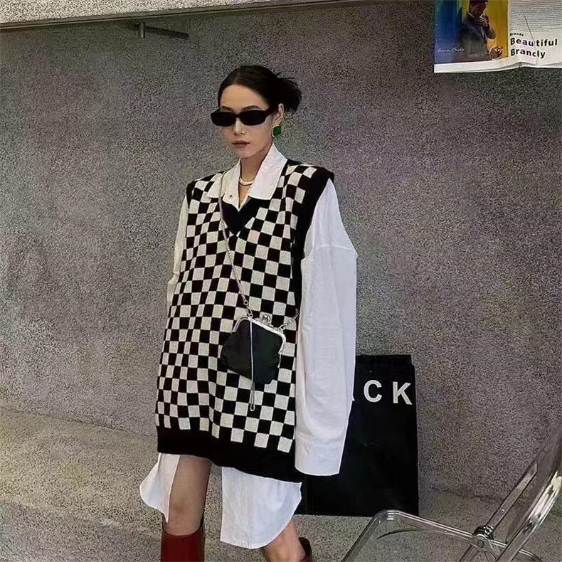 现货棋牌格马甲，女装马甲，青菜萝卜