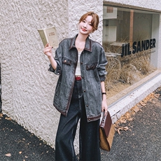 独特超火好看灰色牛仔外套女开春2025年酷飒炸街美式高级夹克上衣，女装短外套，2C262