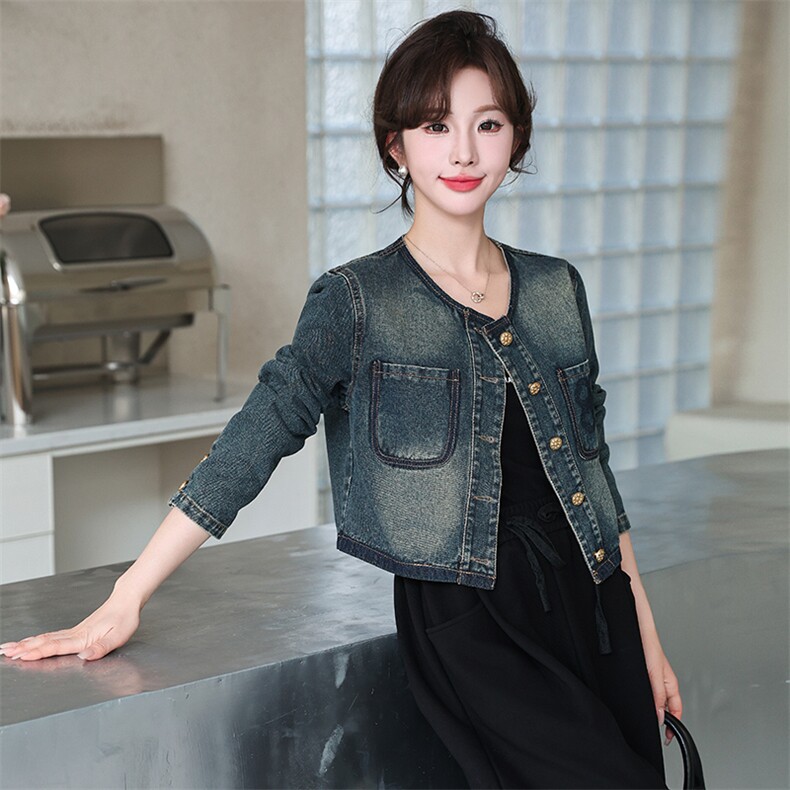 现货小香风拼接洗水牛仔外套女短款法式显瘦显高气质春秋季外套，女装牛仔外套，江南女神