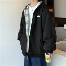 黑色