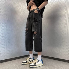 黑色