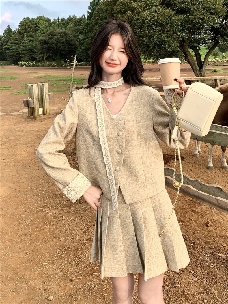 主推现货-2025年秋季新款小香风套装外套显瘦百褶裙减龄两件套女,女装套装/套裙,霓裳依族