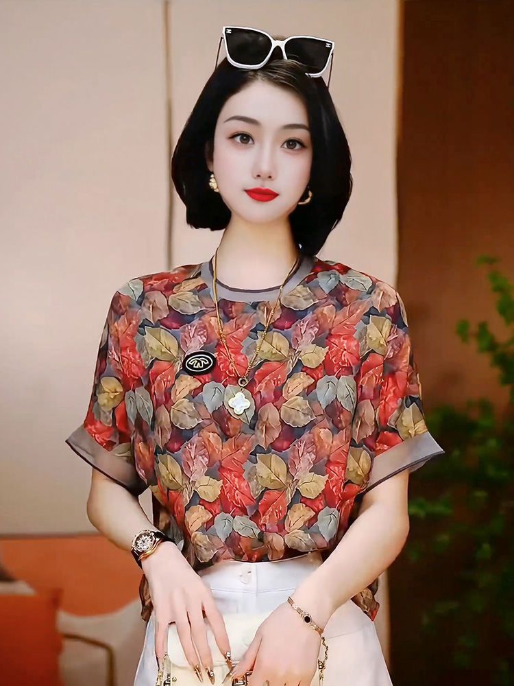 2025百搭简约香奶奶印花宽松半袖图片