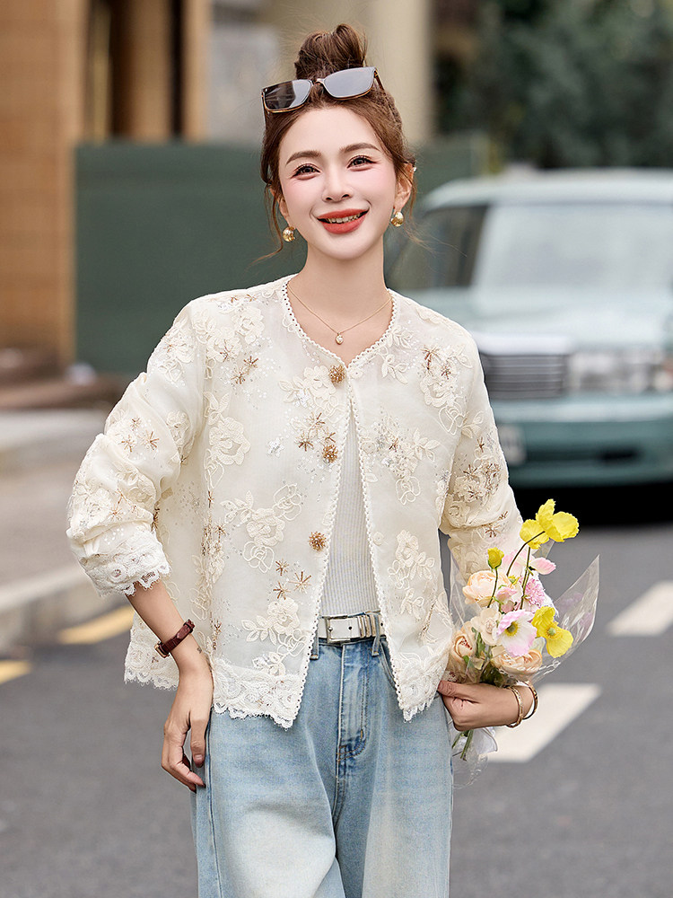 闺舍刺绣流苏设计轻薄外套女2025夏季优雅气质不规则新中式空调衫,女装短外套,妙形