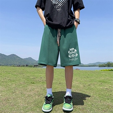 墨绿色