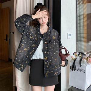 独特超好看黑色印花短款牛仔外套女春季2025新款设计感慵懒风夹克图片