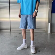 浅蓝色