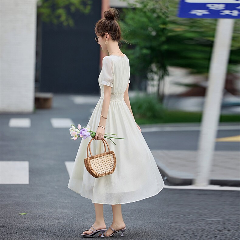 2025年夏季新款拼接蕾丝花边优雅甜美连衣裙,女装连衣裙,臻衣坊