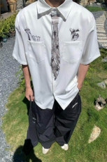 版棉感透气手绘涂鸦印花五分袖衬衫白色彩色2025年321P35，男装T恤，电商D256-2(原A064-2)