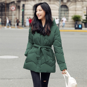 时尚显瘦系带连帽白鸭绒羽绒服女冬季新款保暖外套图片