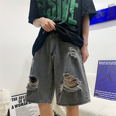 黑色