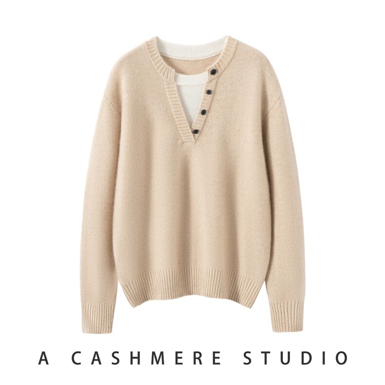 2025年秋季通勤假两件带扣V领长袖时尚百搭通勤简约休闲，女装羊绒衫，戎叶云台