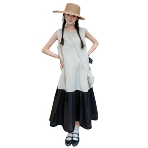 俏皮减龄波点无袖连衣裙女2025年夏季新款圆领气质撞色拼接背心裙图片