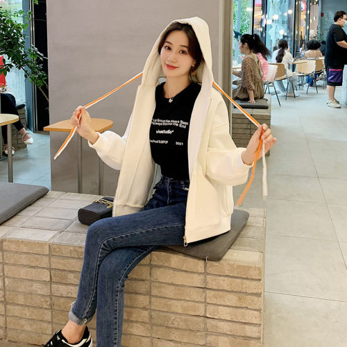休闲短外套女2022年春季新款纯色百搭刺绣夹克连帽长袖春装,女装短外套,梦懿尔