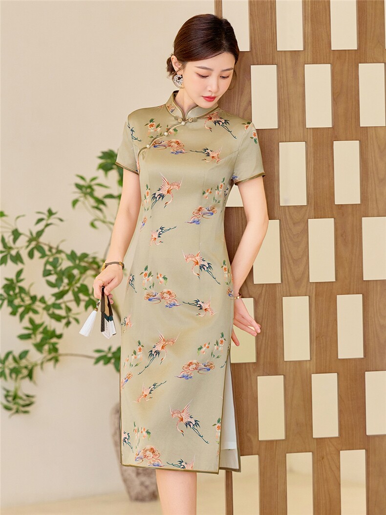 杭州品质真丝中长裙复古印花连衣裙女春夏日常修身潮流真丝旗袍,女装汉服/婚纱/旗袍/礼服,小荷流
