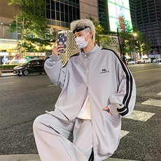 灰色
