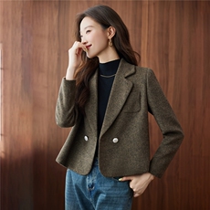 2025秋装新款气质小个子羊毛西装小外套上衣女，女装短外套，时尚风爆