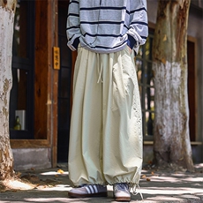 淡淡绿