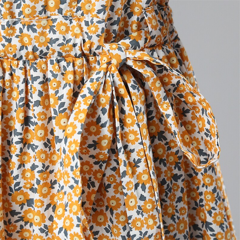 2021夏季新款简约时尚圆领收腰显瘦宽松碎花连衣裙，女装连衣裙，小林双子