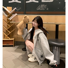 美式铆钉杜宾犬耳朵连帽恶魔卫衣秋季慵懒风设计情侣复古开衫外套，女装短外套，星座601-1