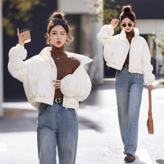 现货！！2024新款羽绒服女白鸭绒加厚保暖小个子洋气外套纯色时尚，女装羽绒服，众宇琦