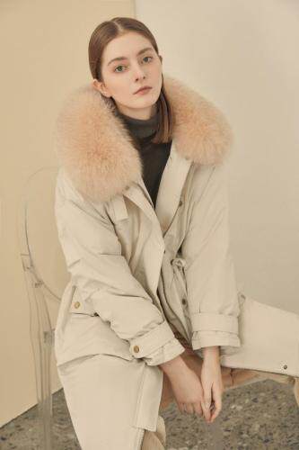 杭州品禾服饰冬季主做羽绒棉服坚持生产30余年，女装棉衣/棉服，百靓苑