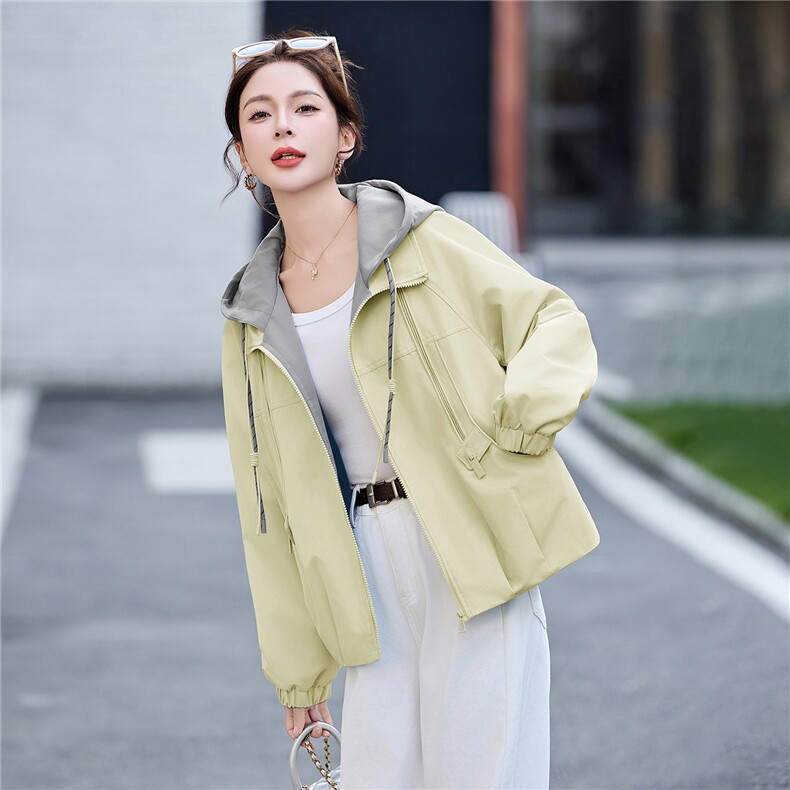 短款风衣外套女2026春季新款拼色连帽拉链夹克小个子休闲户外上衣,女装短外套,恋慕依尚