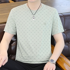 绿色