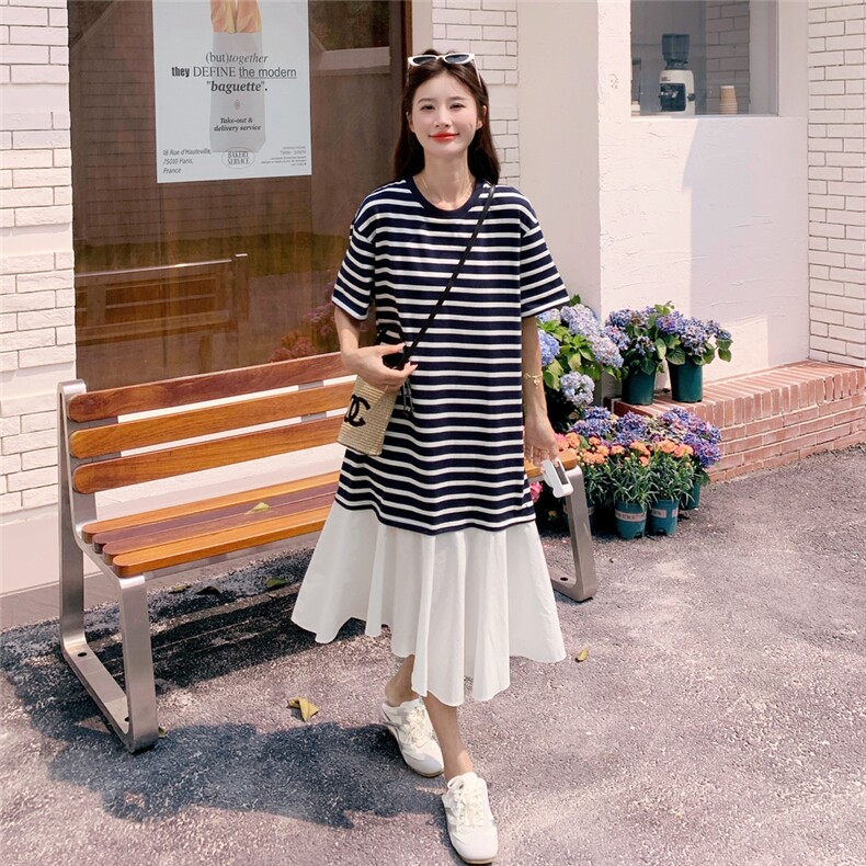韩系松弛感黑白条纹拼接t恤连衣裙女夏2025新款休闲减龄连身长裙图片