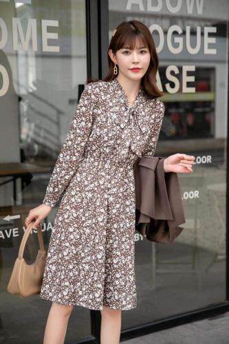 西装马甲两件套连衣裙，现货四个尺码，女装西装，依柏璐