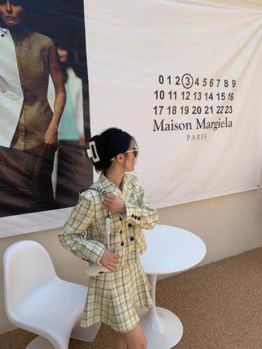 格子套装，女装职业装，HE