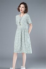 2021年夏季通勤韩版中长款A字裙40-49周岁印花圆点高腰短袖裙子，女装连衣裙，伊满意