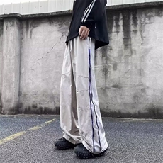 灰色