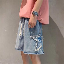 浅蓝色