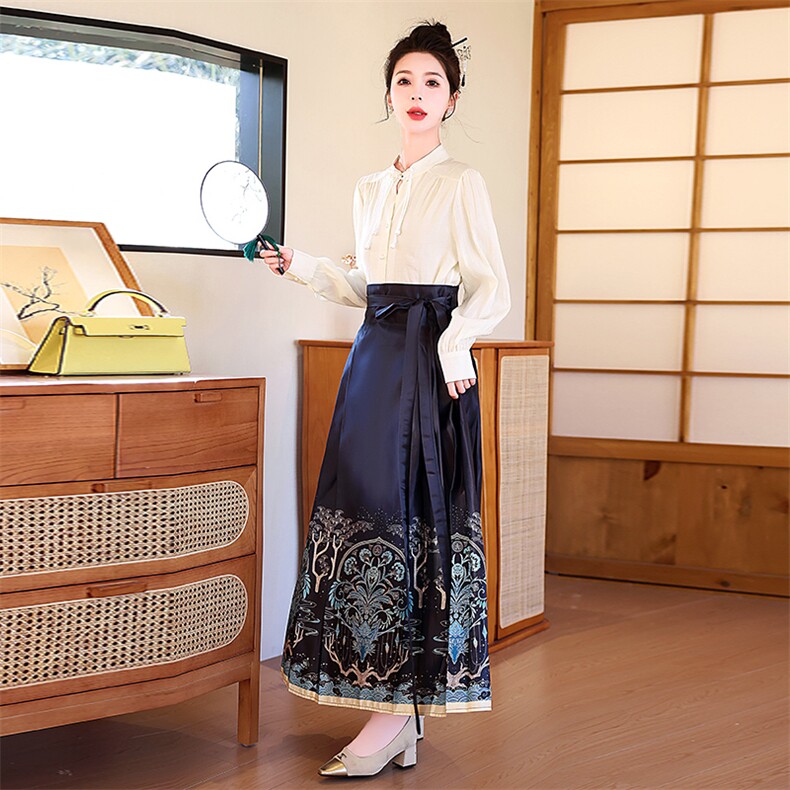 新款2024年春季时尚潮流新中式印花盘扣马面裙两件套,女装套装/套裙,盈茜