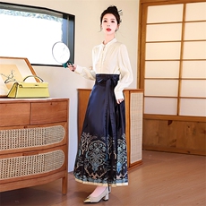 新款2024年春季时尚潮流新中式印花盘扣马面裙两件套，女装套装/套裙，盈茜