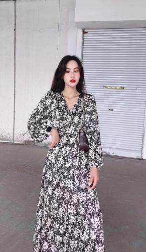 秋季连衣裙，女装连衣裙，川哲