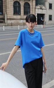 【现货】新款夏季高品气质短袖T恤,女装T恤,那简