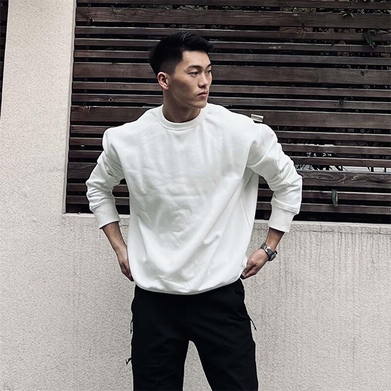 抖音得物高品质 二开支持退换 26春装美式男宽松曼巴纯色圆领卫衣图片