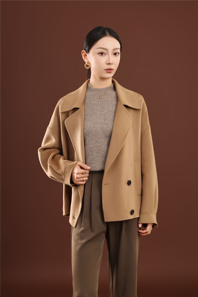 秋冬季纯山羊绒保暖经典V领高级感羊绒短外套,女装短外套,卓冠羊绒