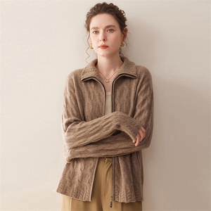 2025秋冬百搭时尚翻领羊绒开衫外套，女装羊绒衫，珍丝贝尔