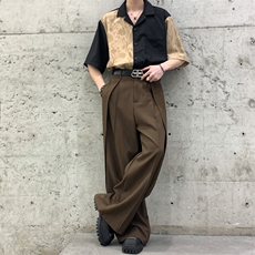 咖啡色