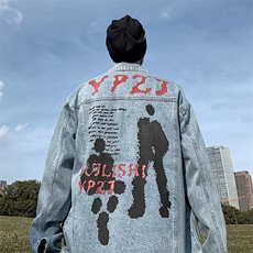 蓝色