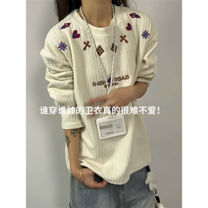 XZ809A/CX610/特P24/控48    肌理感绣花圆领长袖T恤卫衣图片