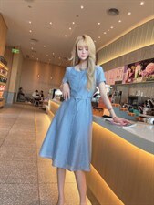 新款连衣裙，女装连衣裙，时尚名门
