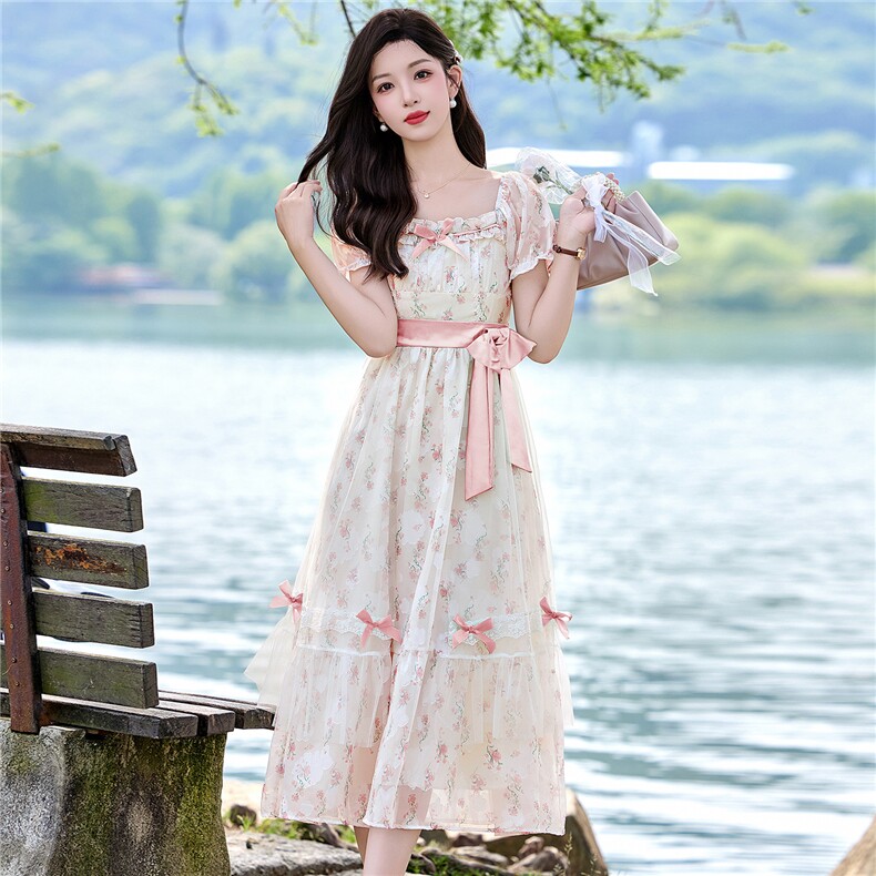 2026年夏季时尚潮流甜美浪漫印花连衣裙,女装连衣裙,江南富贵女