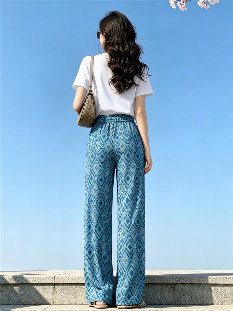韩版减龄休闲时尚简约套装女夏季新圆领镶钻小熊短袖阔腿裤两件套,女装套装/套裙,江南